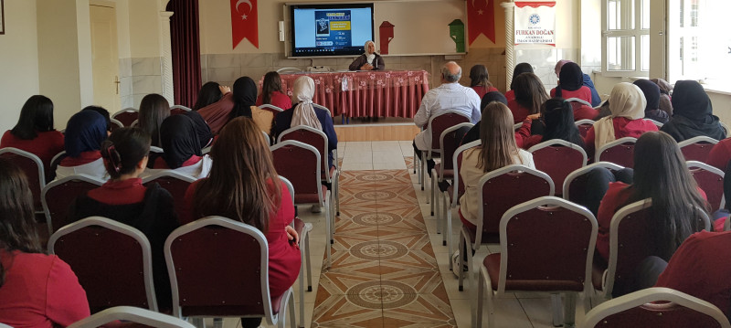 meral-bulut-kadin-gozuyle-yazma-sanatini-anlatti thumbnail