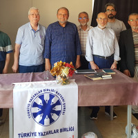 kayserili-yazarlar-kitapseverlerle-bulusuyor project cover image