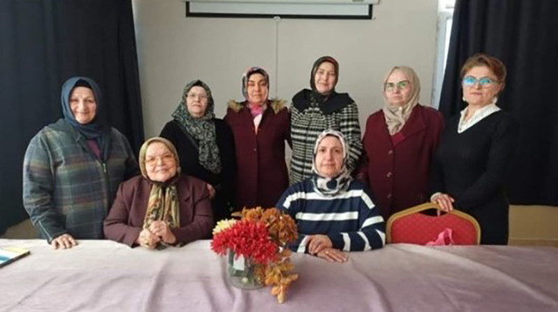 tyb-kayseri-subesi-kadin-sairlerinden-siir-sohbeti thumbnail