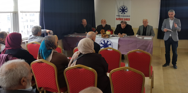 turkiye-yazarlar-birligi-kayseri-subesi-2-olagan-genel-kurulunu-gerceklestirdi thumbnail