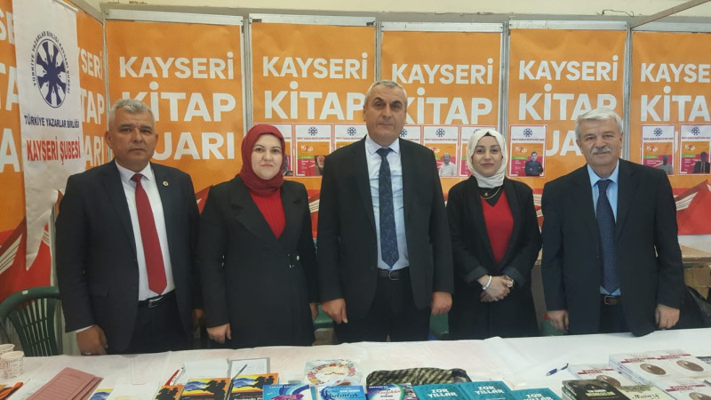 kitap-fuari-sona-erdi thumbnail